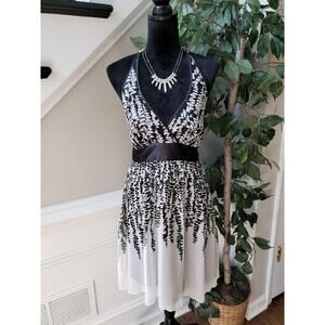 Express Sheath Dress Womens Medium White & Black Floral Silk Empire Waist Halter
